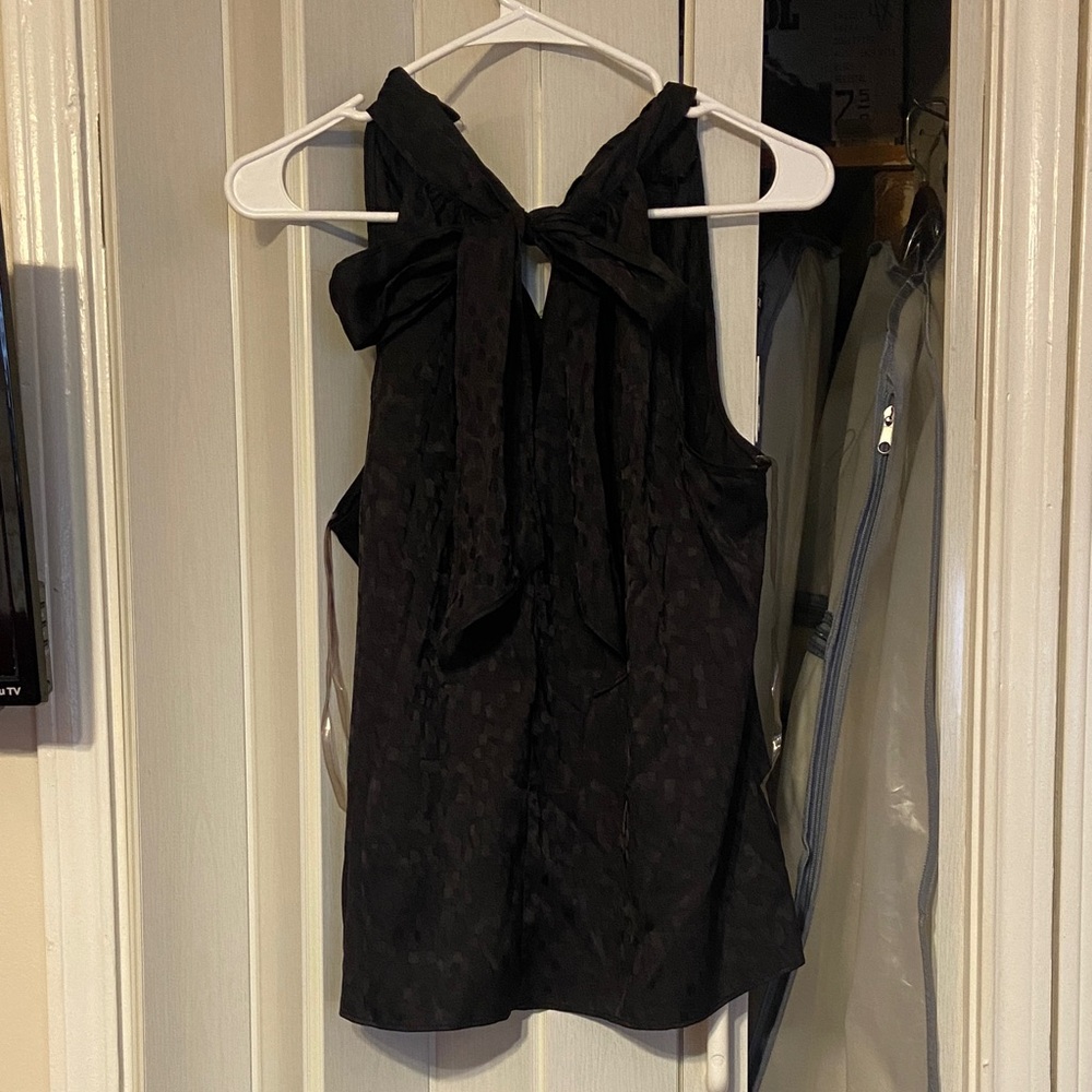 Worthington black halter top with bow